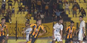 Bonansea entró y en la primera que tocó, anotó el segundo tanto de Mitre\u002E