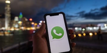 The Facebook Inc\u002E WhatsApp app is arranged for a photograph on a smartphone in Hong Kong, China, on Tuesday, July 7, 2020\u002E Internet giants from Facebook Inc\u002E to Google and Twitter Inc\u002E say they won’t process user data requests from the Hong Kong government amid concerns that a new security law could criminalize protests\u002E Photographer: Roy Liu/Bloomberg
