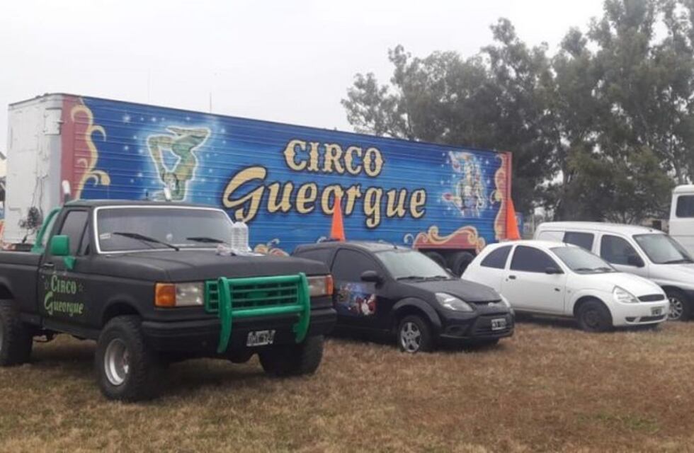 En Morteros, un circo vende sus vehículos para subsistir