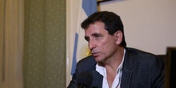 Gabriel Yedlin no está de acuerdo con que se elimine o baje el rango al ministerio de Salud\u002E
