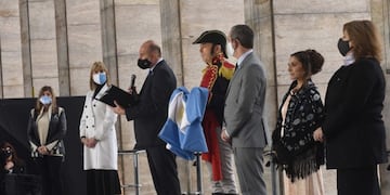 Promesa virtual a la bandera: \