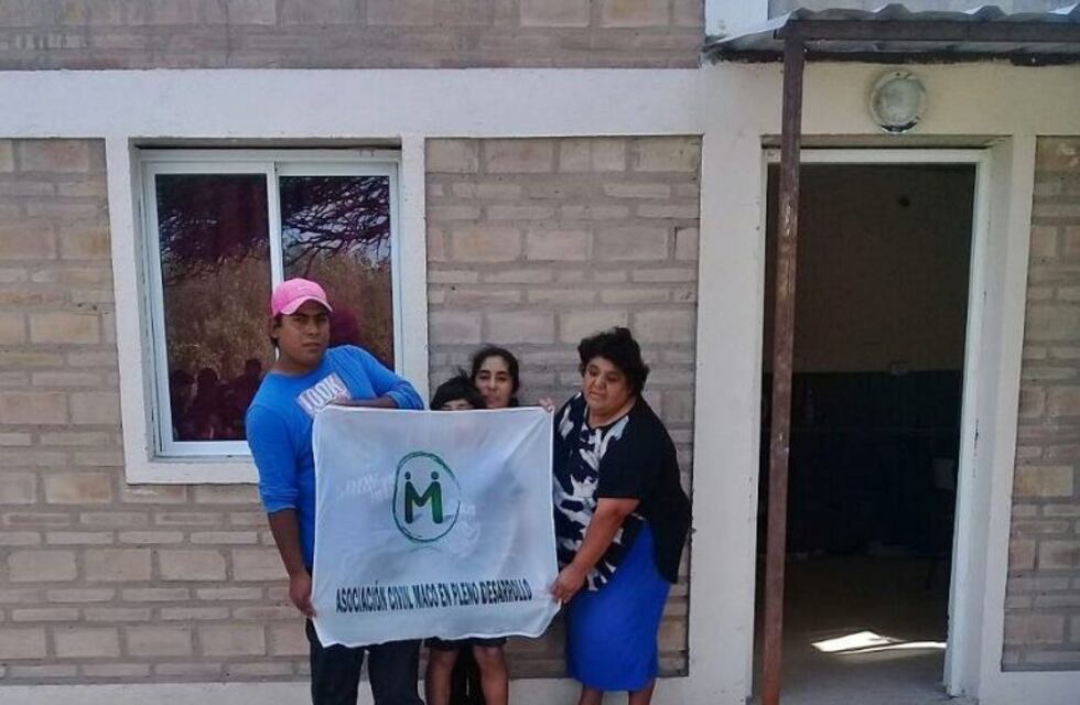 Capital: Se entregaron viviendas a familias en Maco