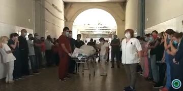 Muere enfermero con COVID-19 en Gualeguaychú\u002E\nCrédito: MáximaOnline