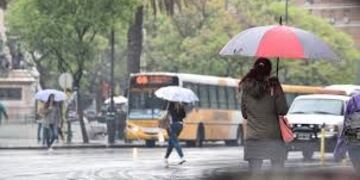 El clima lluvioso se mantendrá hasta el lunes por la tarde noche\u002E