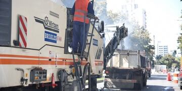 Desvíos y cortes por trabajos de remodelación en el centro de La Plata\u002E