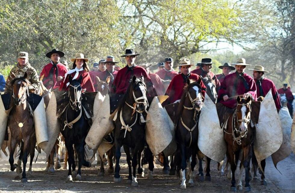 Este viernes tuvo lugar el primer homenaje al General Güemes con la tradicional cabalgata a La Horqueta