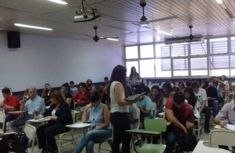 Crearon una página web que mantiene actualizada las fechas de exámenes de la Unne