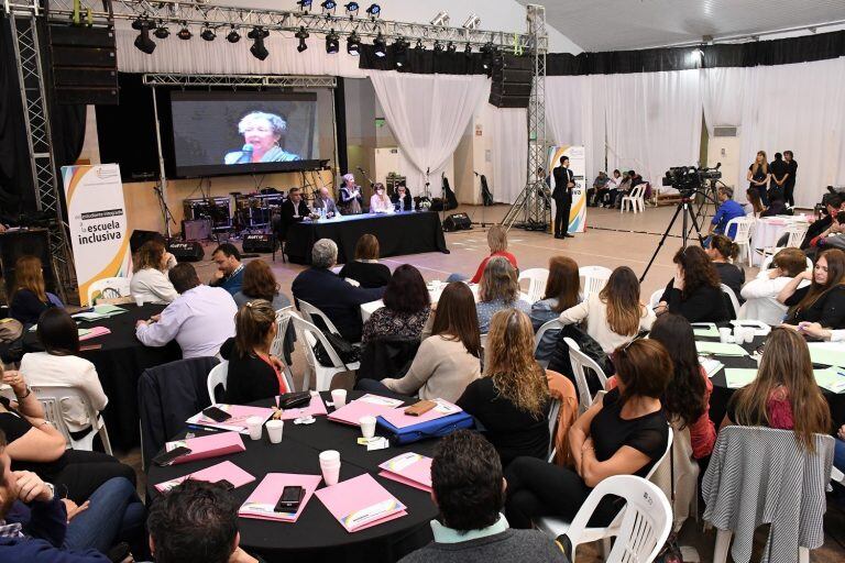 Se apunta a lograr que los jóvenes y los niños aprendan con sus pares (Gobierno de La Pampa)