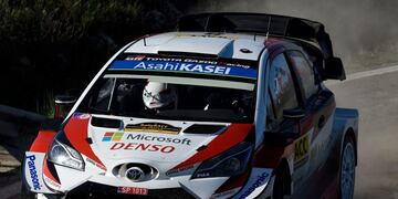 Estonian driver Ott Tanak steers his Toyota Yaris WRC assisted by Estonian co-driver Martin Jarveoja during the third day of the Catalonia 2019 FIA World Rally Championship on October 26, 2019 in Rodonya, near Salou\u002E (Photo by PAU BARRENA / AFP)