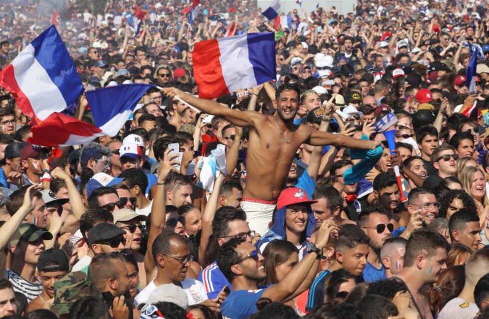 La emoción y la alegría en los festejos de Francia campeón del mundo