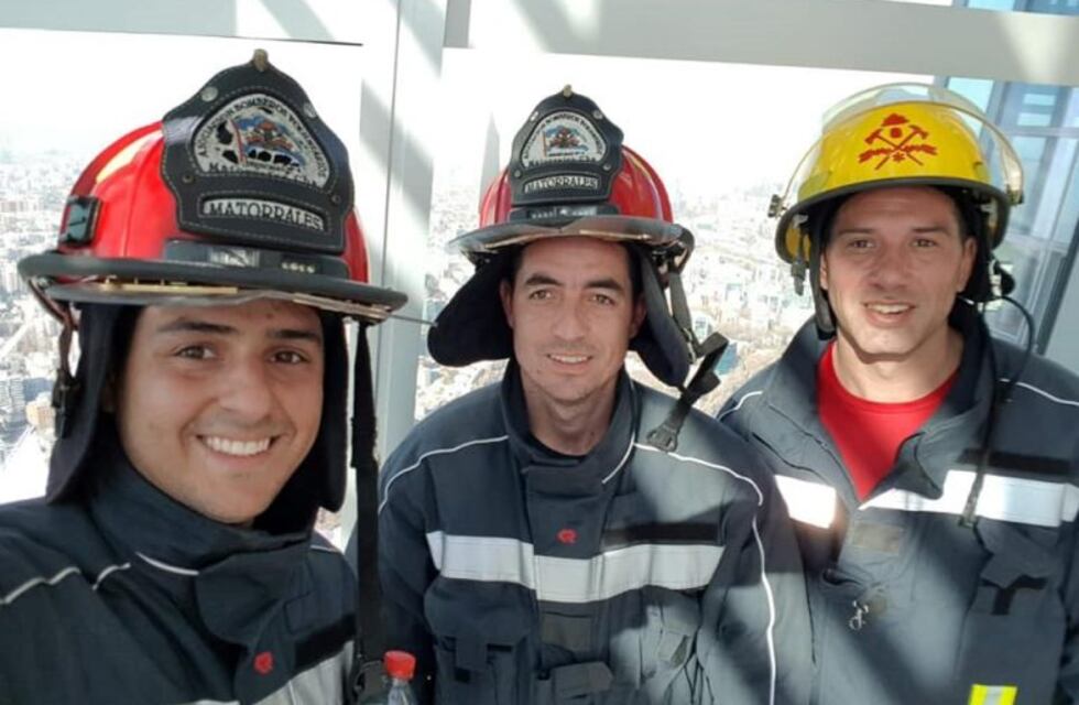 Bomberos de Matorrales y Villa del Rosario, corrieron por la vida