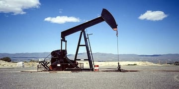 Chubut: Hay incertidumbre en el sector petrolero por las medidas de Macri