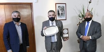 Legislatura: Jaldo reconoció el trabajo comunitario de policías retirados\u002E (SECPT)