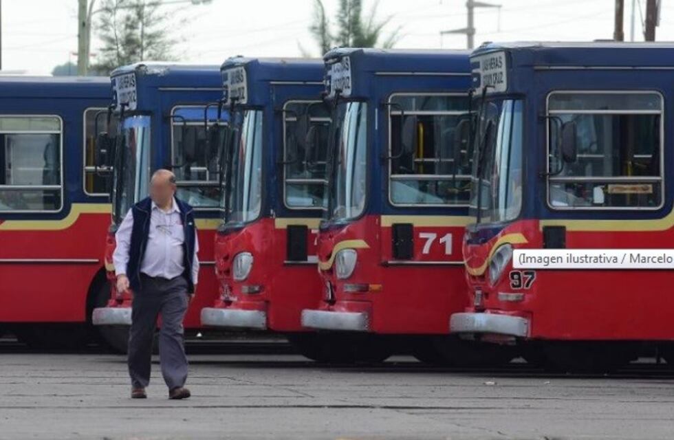 Detuvieron a un colectivero que conducía ebrio en pleno Centro