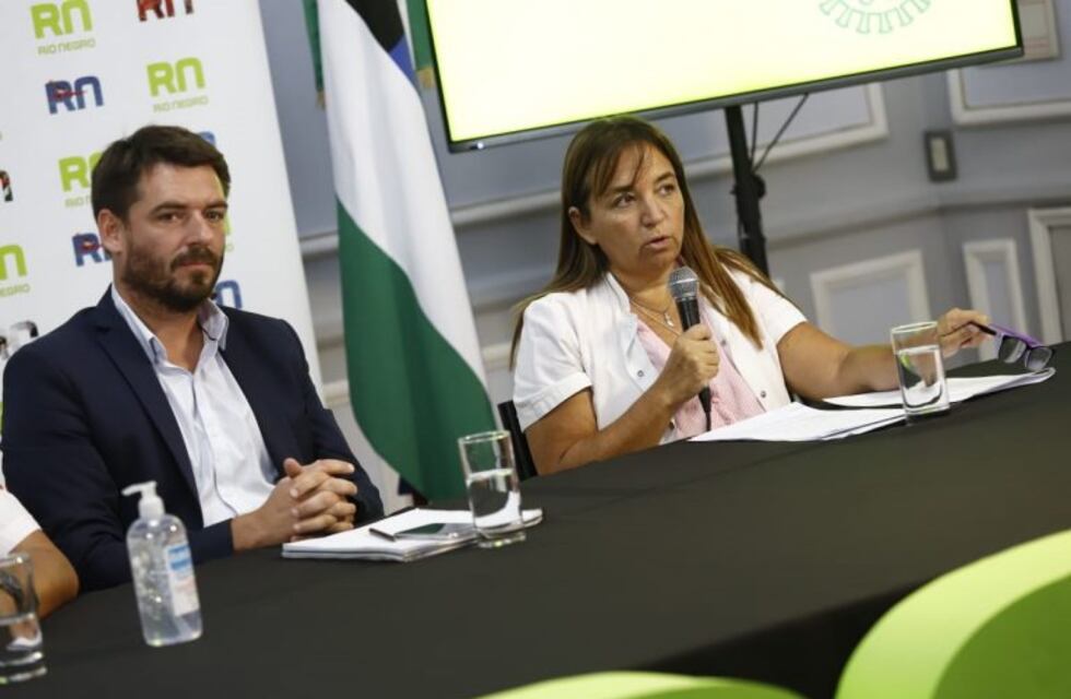 El gobierno de Río Negro licenciará a estatales con hijos en edad escolar