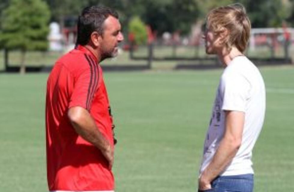 Diego Mateo estuvo en Bella Vista durante la vuelta de Newell's a los entrenamientos en Rosario