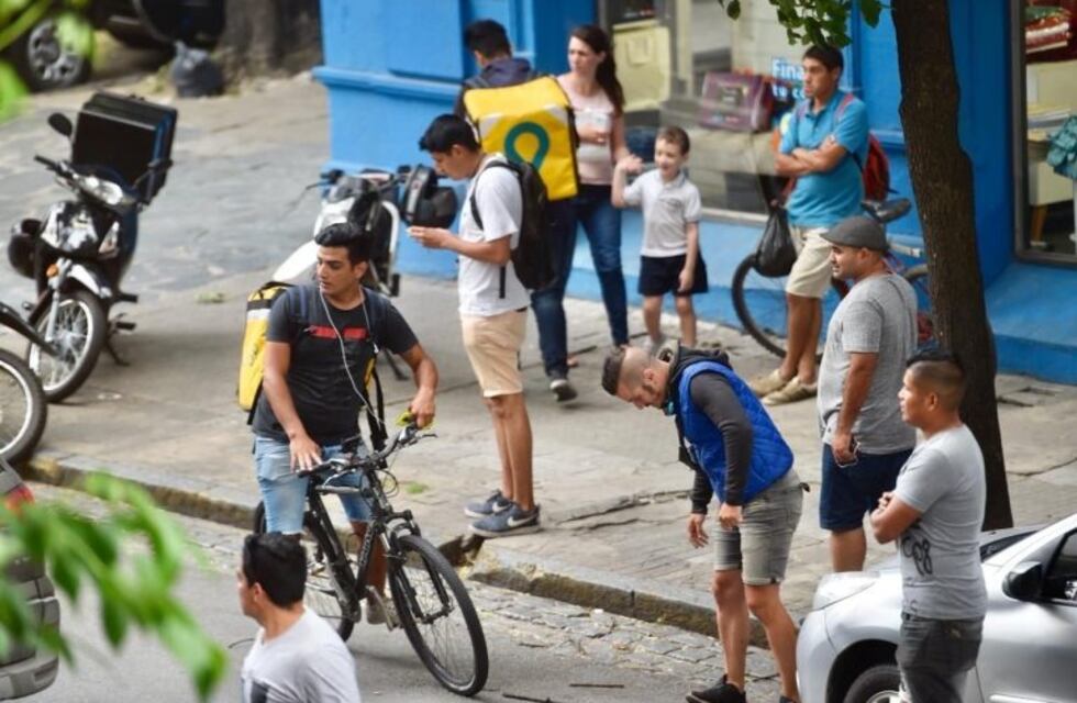 Una delivery de Glovo denunció haber sido acosada por un comerciante en La Plata