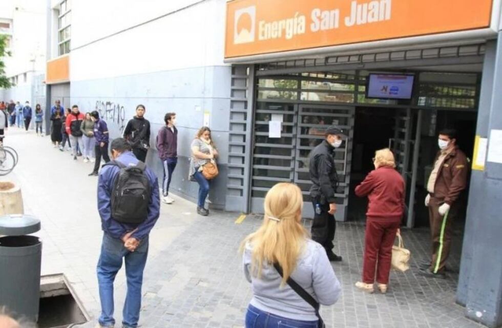 En San Juan, congelan las tarifas y prohíben el corte del servicio eléctrico