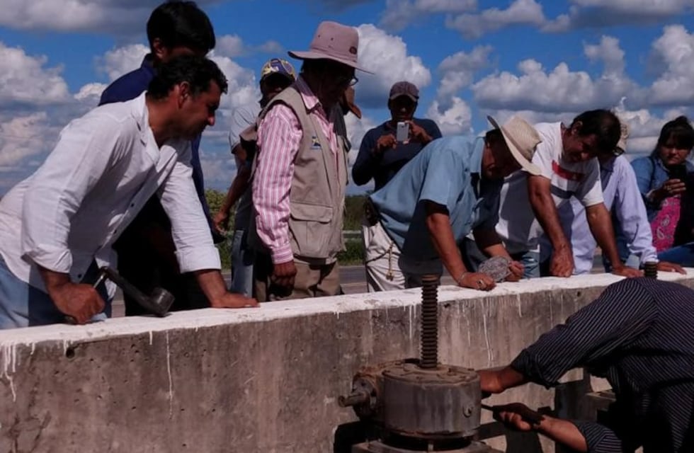 Alivio para productores del Bañado La Estrella: abrieron las compuertas de la ruta N° 28