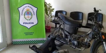 Vendía partes de una moto robada por Facebook