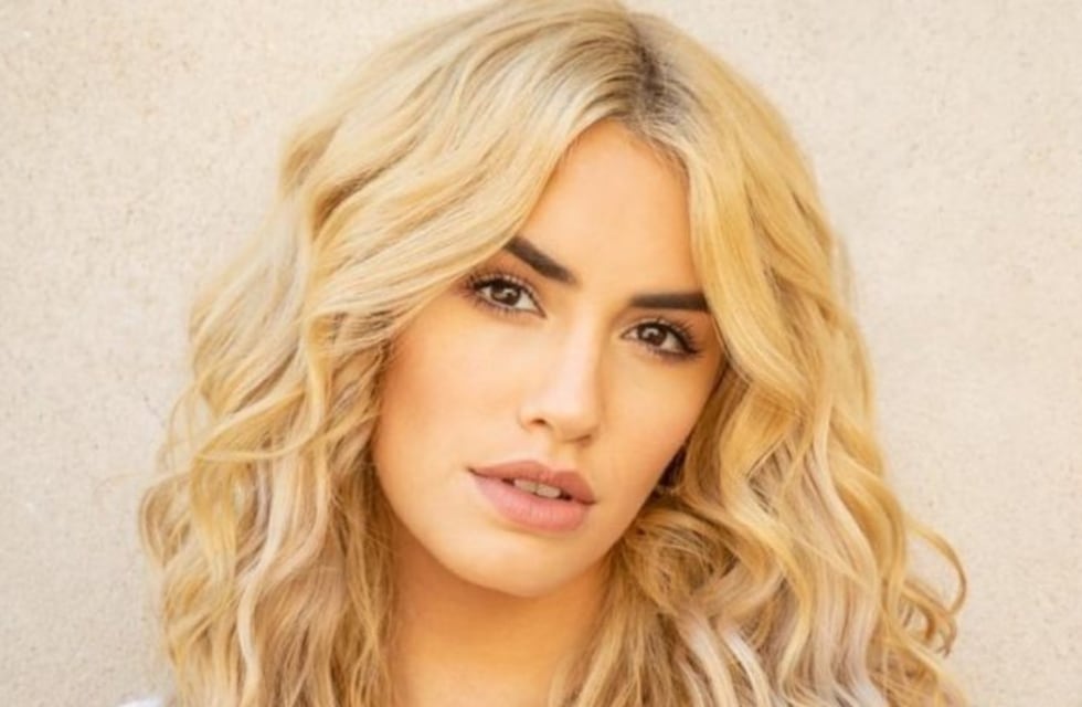 Antes de mudarse a España, Lali Espósito posó en bikini y se despidió de su casa con un video filmado por su novio