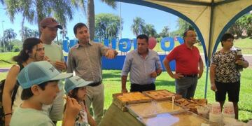 Desde el Iturem reciben a los visitantes con platos típicos\u002E