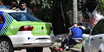 Se enamoró de la mucama, creyó que lo engañaba y la mató de una puñalada\u002E