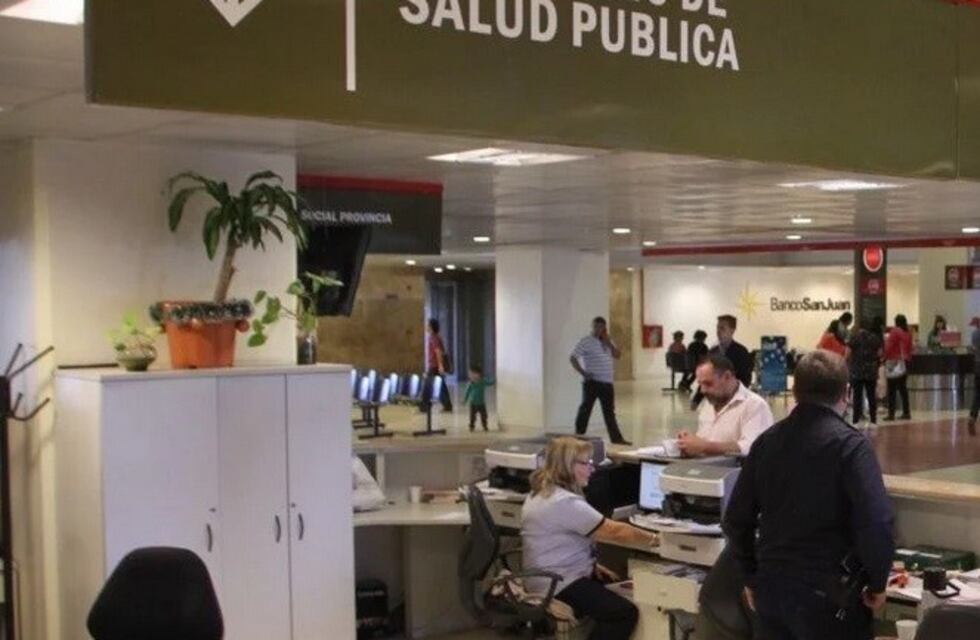 San Juan: dos empleadas de Salud Pública, sospechadas de quedarse con dinero