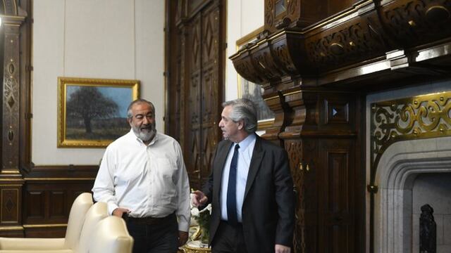 Alberto Fernández junto con el referente de la CGT, Héctor Daer. Foto: Twitter/@alferdez