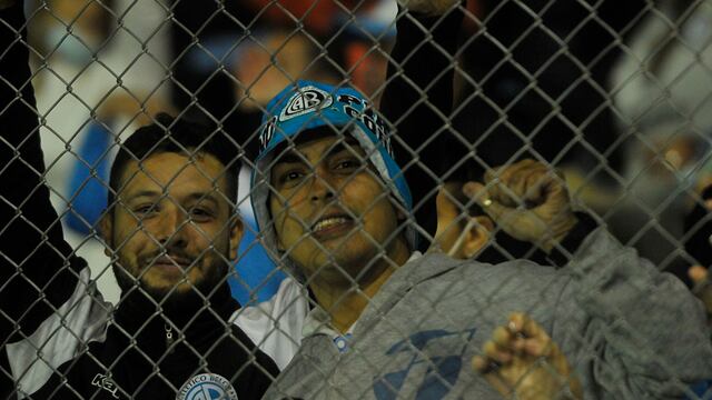 Los hinchas de Belgrano ya completaron el 80 por ciento de la capacidad del Gigante (foto Javier Ferreyra).