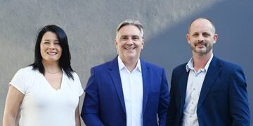 Elisa Carrizo intendente de Transito, Martín Llaryora intendente Córdoba Capital y Fabián Violo candidato 2023 a la intendencia