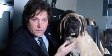 Conan y Milei en sus primeros años.