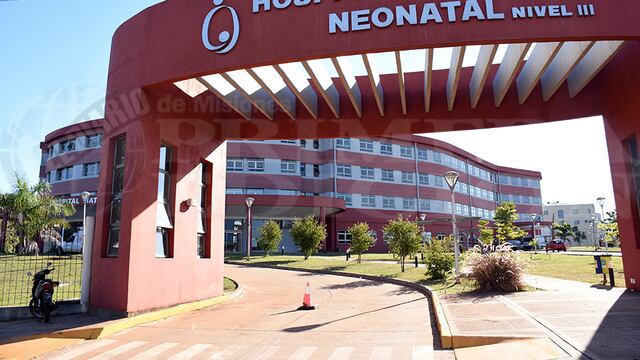 Una madre dio a luz en un patrullero en Posadas y fue asistida por policías.