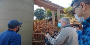 El diputado provincial Hugo Passalacqua visitó la obra de la toma de agua en Paticuá.