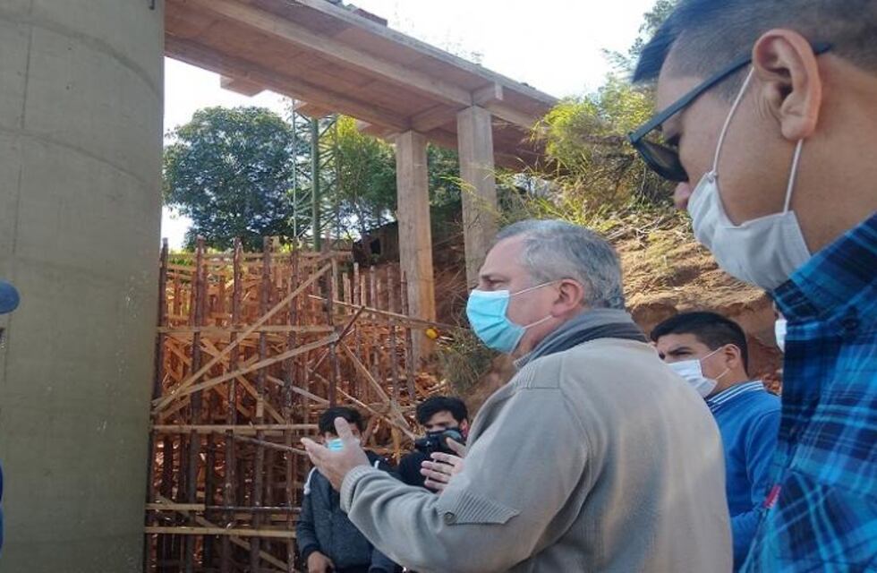 El diputado provincial Hugo Passalacqua visitó la obra de la toma de agua en Paticuá