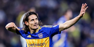 Edinson Cavani reveló sus secretos para cebar el mejor mate: “Es uruguayo, como Gardel y el dulce de leche”.