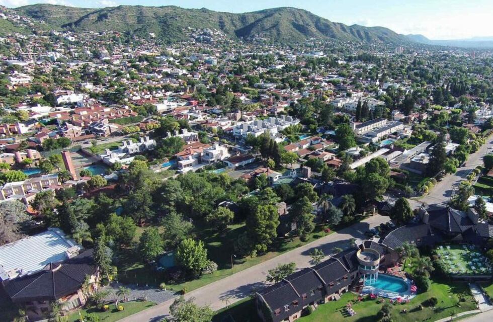 Clima en Carlos Paz: Continuará el calor este martes y para mañana se esperan lluvias