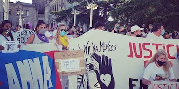 Marcha por Todas en Azul