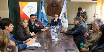 El Concejo Deliberante de San Salvador de Jujuy analiza con funcionarios municipales proyectos referidos a temas de turismo.