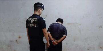 Insólito: un árbitro apuñaló a un jugador durante un partido en Eldorado.