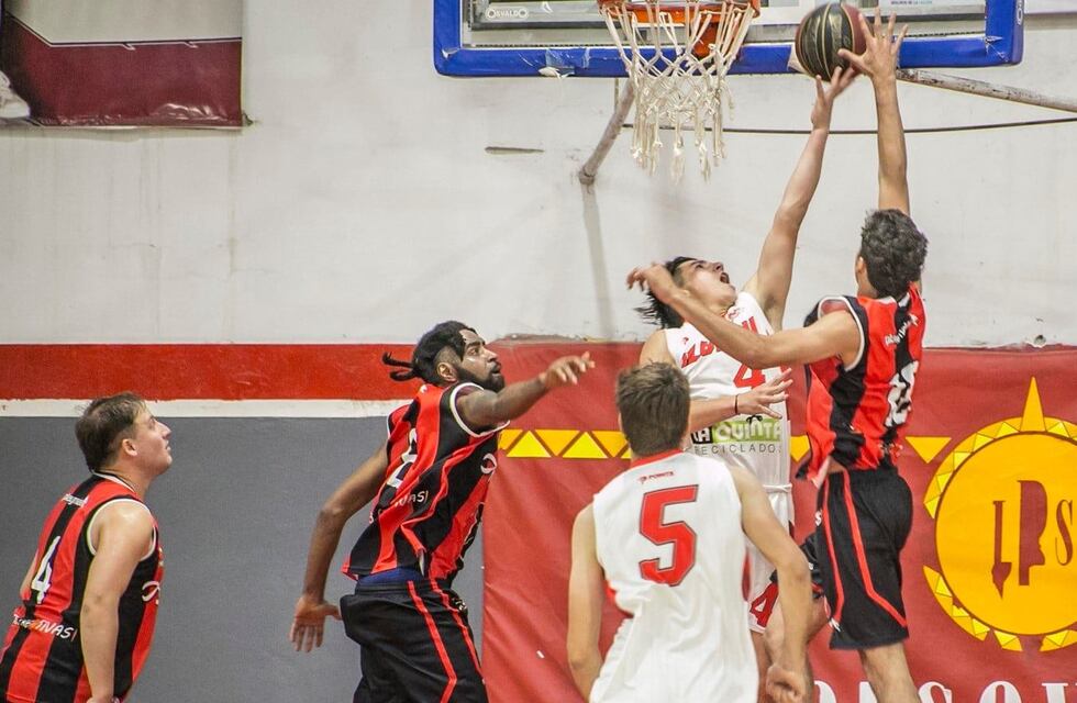 Oficial de Básquet: Argentino venció a Alumni de Orense