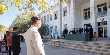 La Facultad de Ciencias Médicas de la UNCUYO realizó el acto de juramento de 106 médicas y médicos.