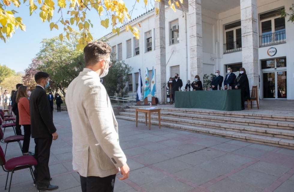 106 profesionales se suman al sistema de salud mendocino