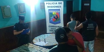 Cayeron dos delincuentes por robo en San Vicente.