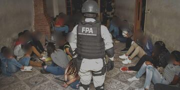 En Maldonado, 88 personas participaban de una fiesta tipo "after" y fueron detenidas.