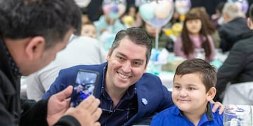 El intendente Martín Pérez compartió un agasajo con riograndenses nacidos el 11 de Julio