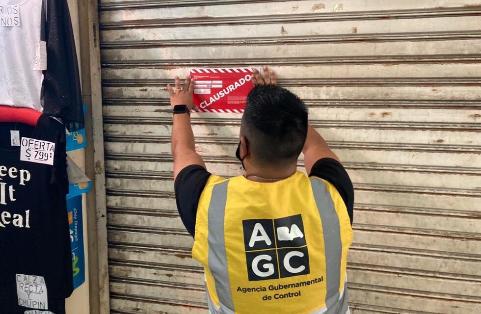 Once: allanaron una galería, secuestraron celulares robados y detuvieron a cuatro hombres