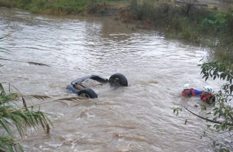 Chajarí: un adolescente perdió la vida tras caer con su automóvil a un arroyo