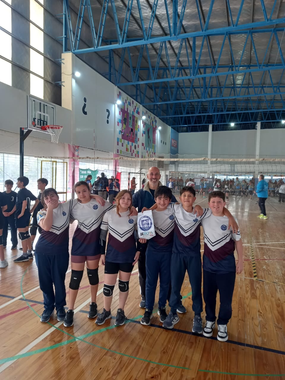 Alumnos del Instituto Nuestra Señora de Luján participan de los Juegos Escolares Bonaerenses en vóley