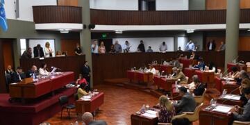 En Chubut presentaron un proyecto de ley que no permita ser candidato a aquella persona que tenga una causa contra la integridad sexual.